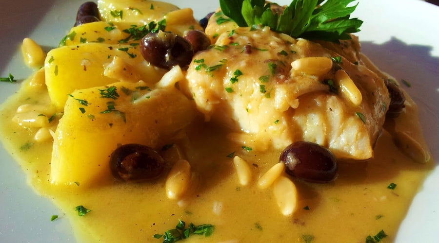 Baccalà in rosso con olive e patate