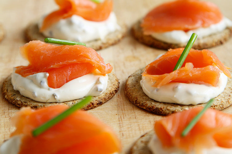 Bocconcini 2 sapori prosciutto Praga e senape, salmone e burro all’erba cipollina